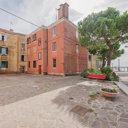 Lagoon View - 12 Min To The Train Station Venise