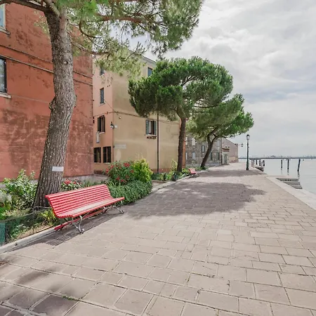 Lagoon View - 12 Min To The Train Station * Venise